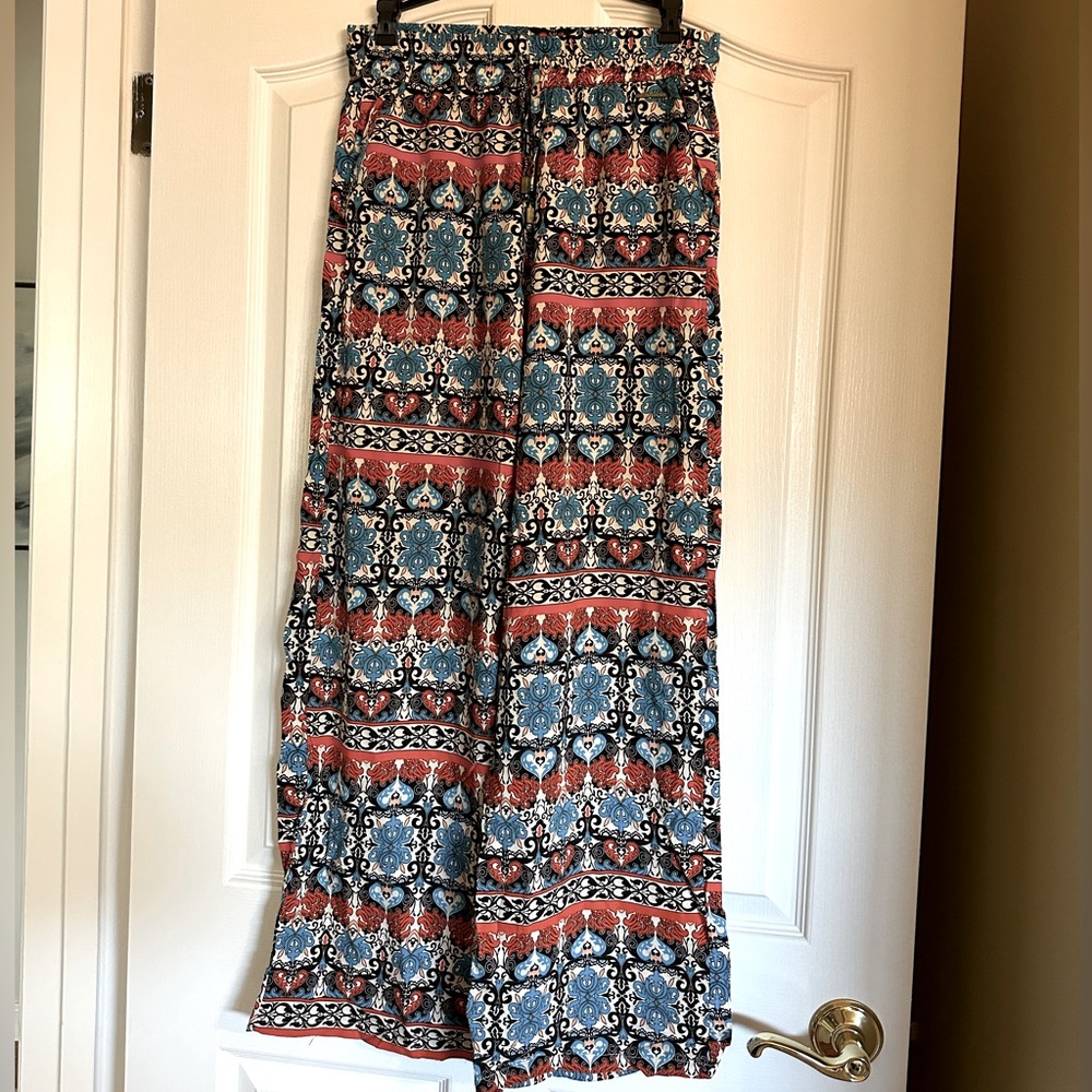 Printed Wide-Leg Drawstring Pants